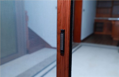 韋柏FJ45款防風(fēng)緩沖式卷軸紗窗
