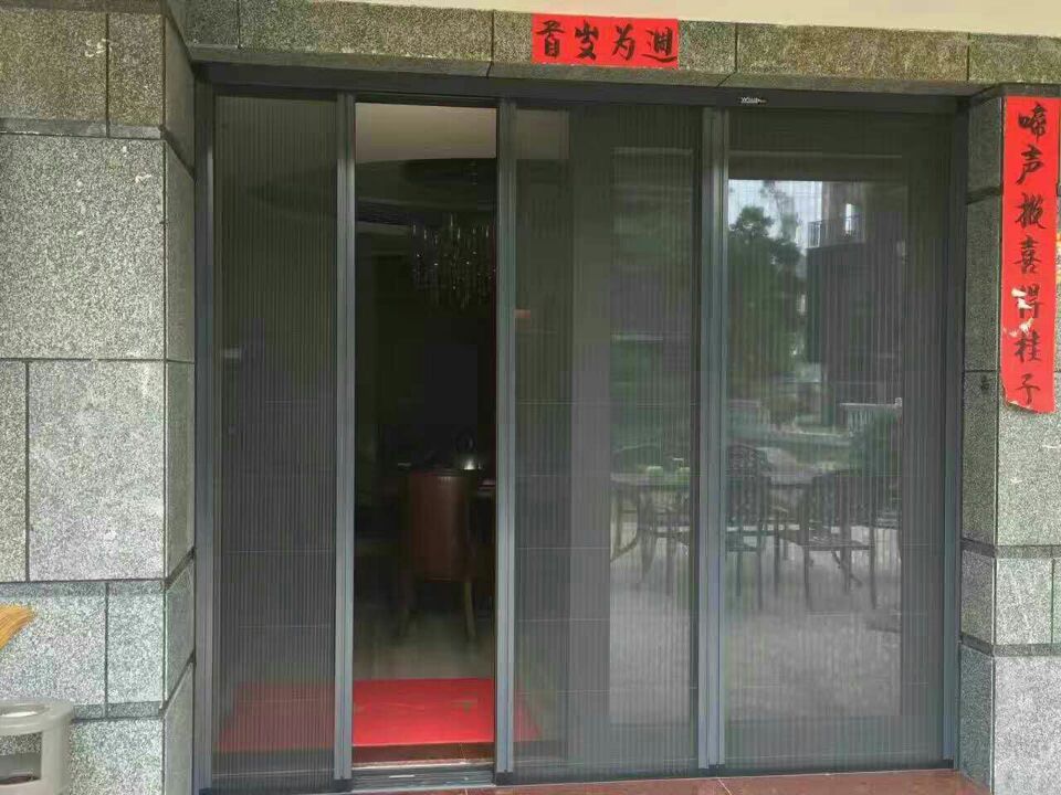廈門(mén)愛(ài)琴海別墅A款無(wú)軌紗門(mén)